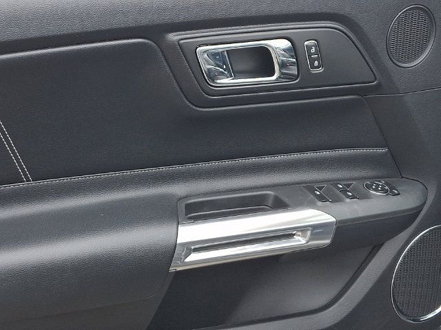 Used 2017 Ford Mustang Premium RWD image 20