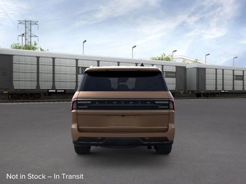 New 2026 Lincoln Navigator Black Label AWD/4WD image 5