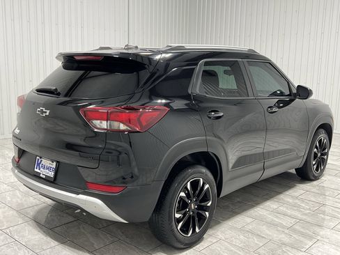 Used 2022 Chevrolet TrailBlazer LT w/ LPO, Blackout Package image 5