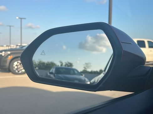 Used 2025 Kia K4 LXS image 17