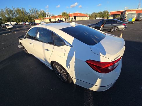 Used 2019 Honda Accord Touring image 4