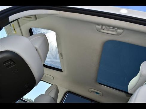 Certified 2025 Hyundai Santa Fe Calligraphy image 6