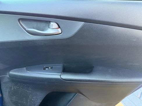 Used 2021 Kia Forte LXS image 13