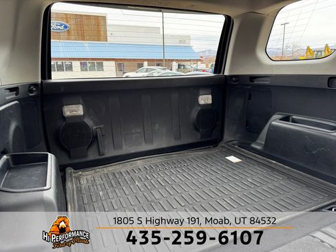 Used 2015 Toyota 4Runner Limited image 39