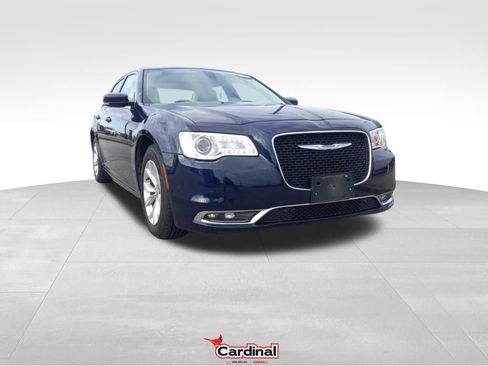 Used 2016 Chrysler 300 Limited w/ Driver Convenience Group image 1
