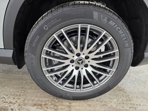 New 2027 Mercedes-Benz GLC 300 image 12