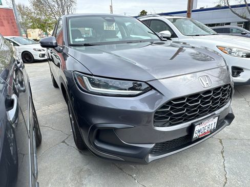 Used 2024 Honda HR-V LX image 2