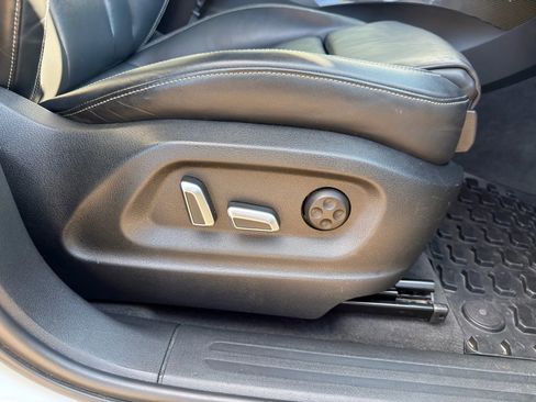 Used 2016 Audi SQ5 Premium Plus w/ Technology Package image 5