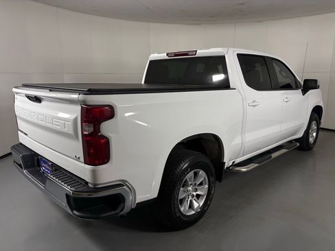 Used 2024 Chevrolet Silverado 1500 LT image 9