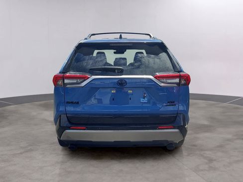 Used 2023 Toyota RAV4 XSE AWD/4WD image 4
