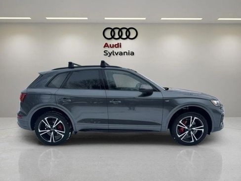 Certified 2025 Audi Q5 2.0T Premium Plus w/ Premium Plus Package image 8