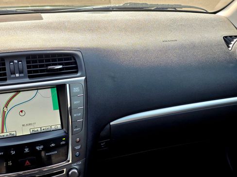 Used 2012 Lexus IS 250C RWD image 41