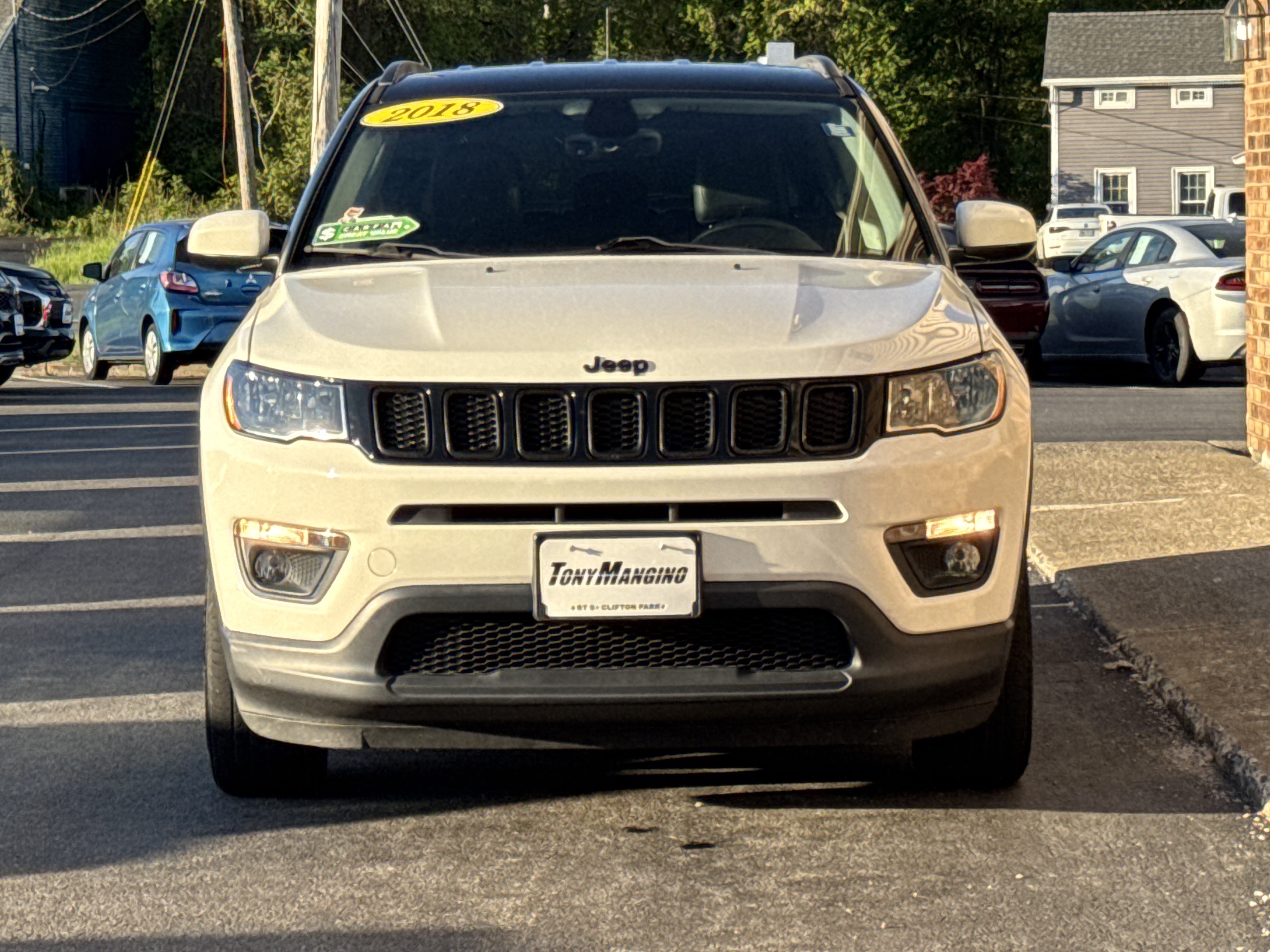 Used 2018 Jeep Compass Latitude w/ Popular Equipment Group AWD/4WD image 8
