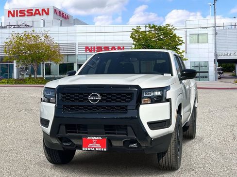 New 2026 Nissan Frontier SV image 6