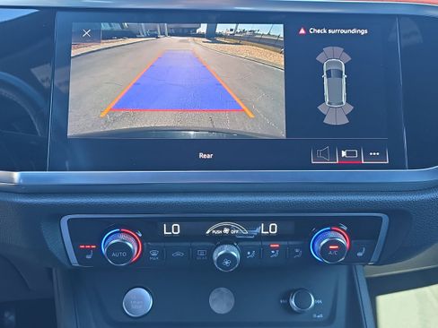 Used 2020 Audi Q3 2.0T Premium Plus image 21