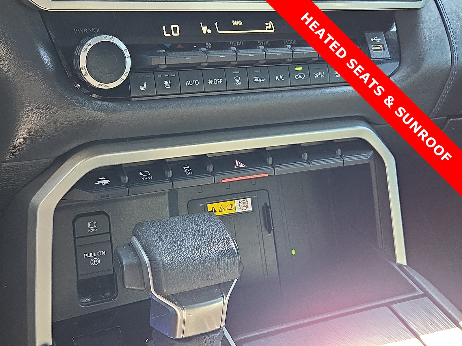 Used 2024 Toyota Sequoia Platinum AWD/4WD image 21