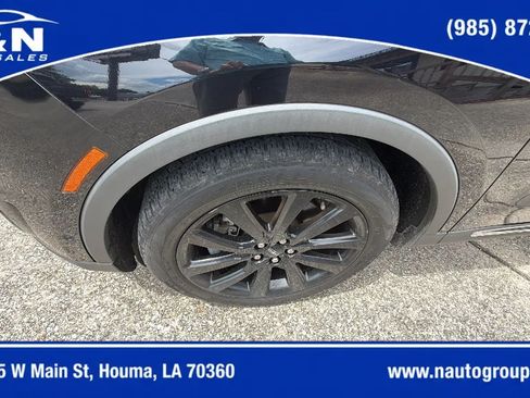 Used 2020 Lincoln Nautilus Reserve w/ Equipment Group 201A FWD image 10