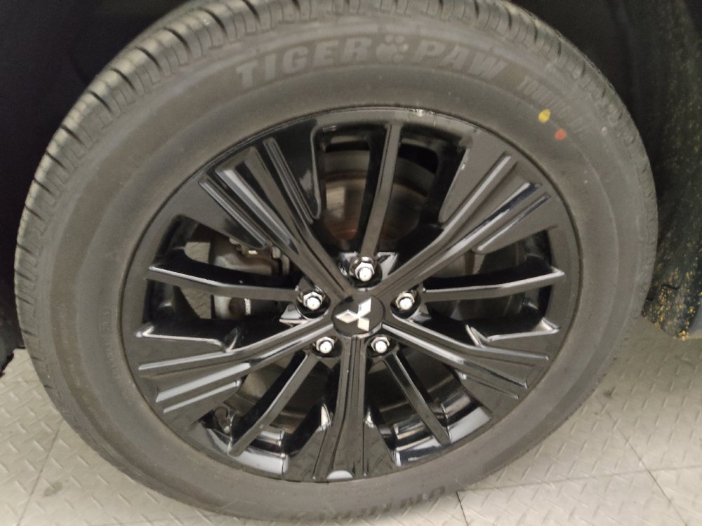 Used 2019 Mitsubishi Eclipse Cross LE AWD/4WD image 31