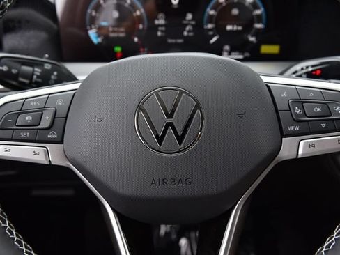 New 2026 Volkswagen Tiguan SE AWD/4WD image 18