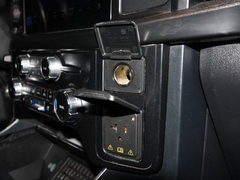 Used 2024 Ford F150 Raptor image 30