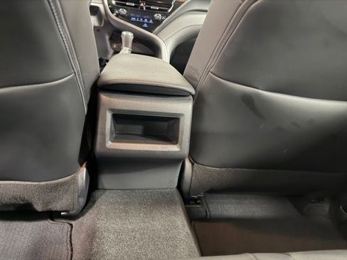 Used 2024 Toyota Camry SE image 45