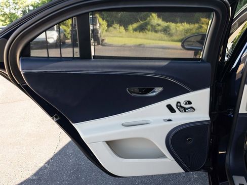 Used 2021 Bentley Flying Spur W12 AWD/4WD image 52