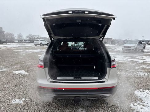 Used 2022 Lincoln Nautilus Reserve w/ Equipment Group 201A image 13