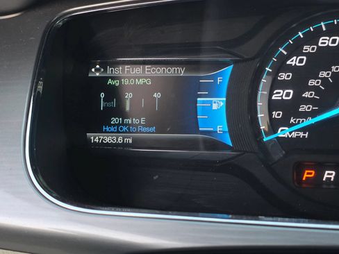 Used 2016 Ford Taurus SEL w/ Equipment Group 201A AWD/4WD image 15