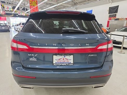 Used 2016 Lincoln MKX Reserve w/ Climate Package AWD/4WD image 5