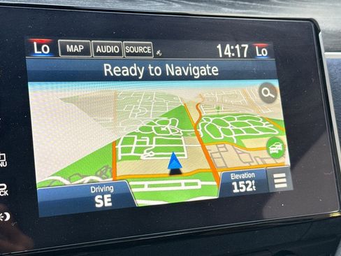 Certified 2018 Honda Clarity Touring image 23