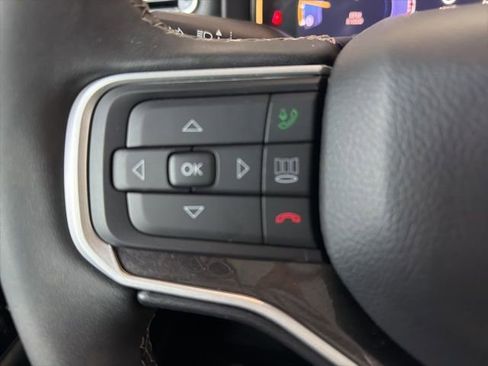 Used 2023 Jeep Wagoneer 2WD image 24