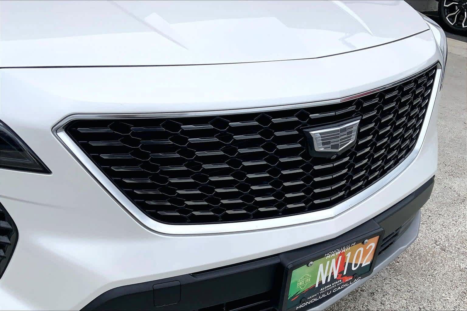 Used 2023 Cadillac XT4 Premium Luxury w/ LPO, Onyx Lite Package FWD image 33
