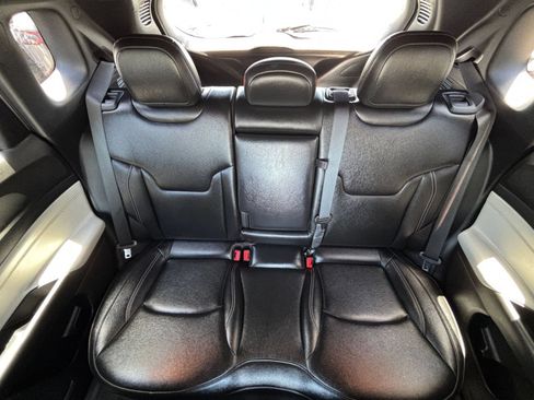 Used 2025 Jeep Compass Limited AWD/4WD image 38