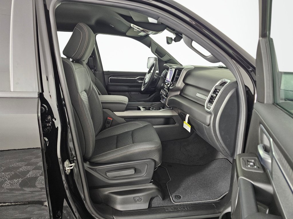 New 2026 RAM 1500 Big Horn AWD/4WD image 38