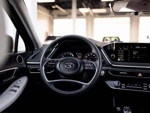 Used 2023 Hyundai Sonata SEL image 11