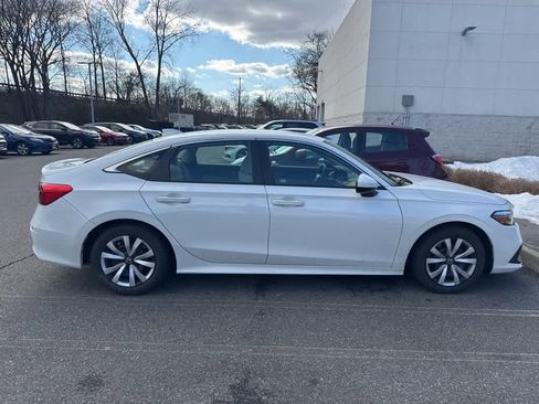 Used 2023 Honda Civic LX image 6
