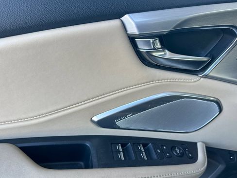 Used 2019 Acura RDX FWD w/ Technology Package image 10
