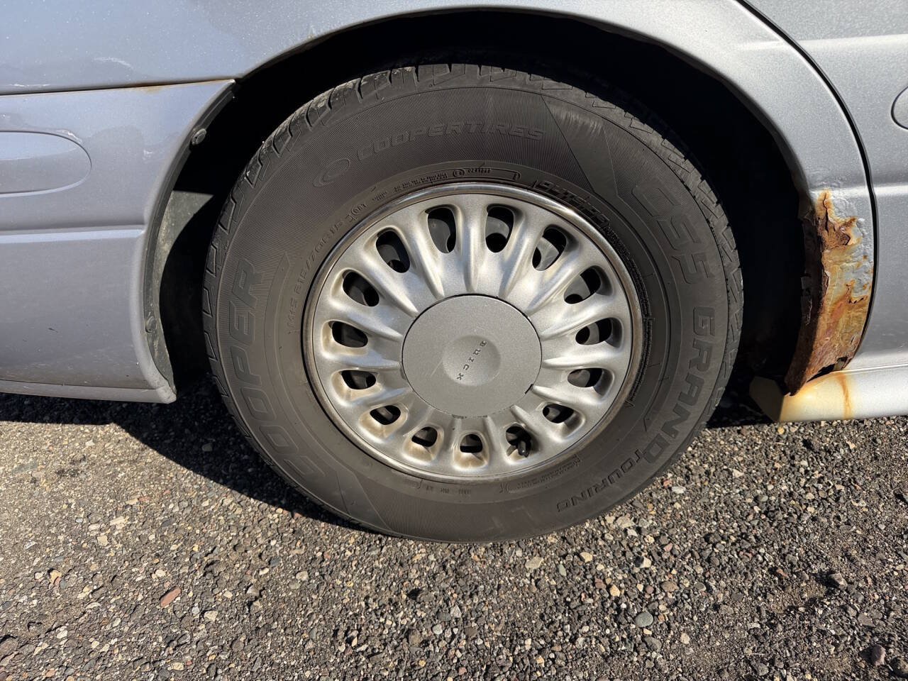 Used 2004 Buick Le Sabre Custom FWD image 11