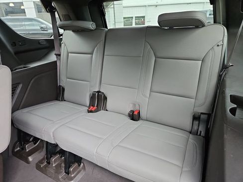Certified 2023 GMC Yukon SLT RWD image 44