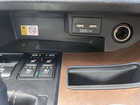 Used 2022 Lexus RX 350L FWD w/ Premium Package image 30