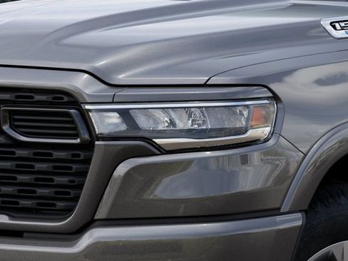 New 2026 RAM 1500 Big Horn AWD/4WD image 10
