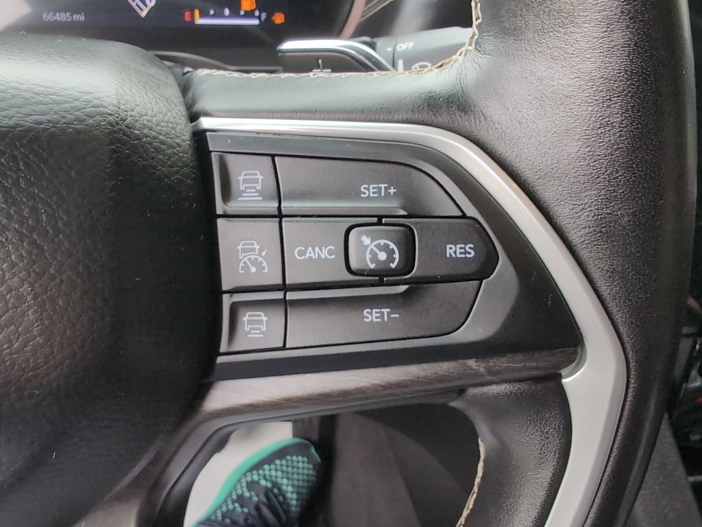 Used 2021 Jeep Grand Cherokee L Limited AWD/4WD image 20