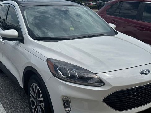 Used 2020 Ford Escape SEL FWD image 8