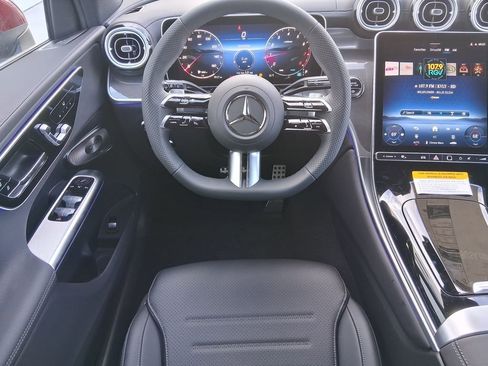New 2026 Mercedes-Benz GLC 300 image 12