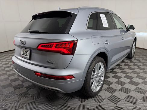 Used 2018 Audi Q5 Prestige w/ Prestige Package AWD/4WD image 9