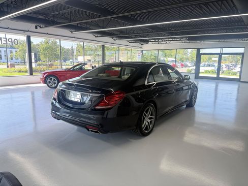 Used 2015 Mercedes-Benz S 550 4MATIC Sedan image 5