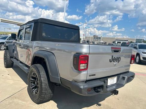 Used 2020 Jeep Gladiator Sport w/ Quick Order Package 24S AWD/4WD image 8