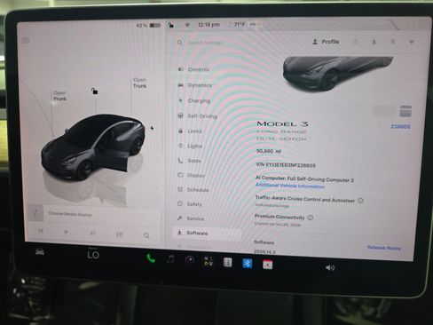 Used 2022 Tesla Model 3 Long Range AWD/4WD image 33