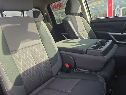 Used 2024 Nissan Titan SV w/ Accessory Utility Package image 28