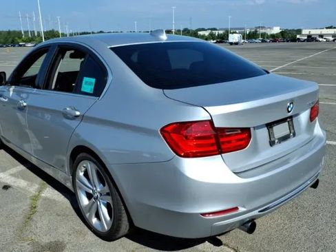 Used 2013 BMW 335i Sedan RWD image 2
